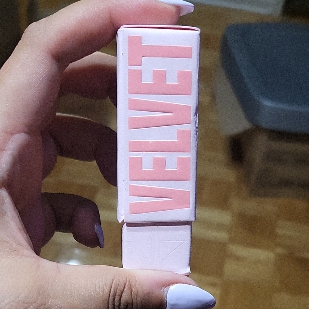 Jeffree Star Velvet Lipstick - Malibu Beach House
